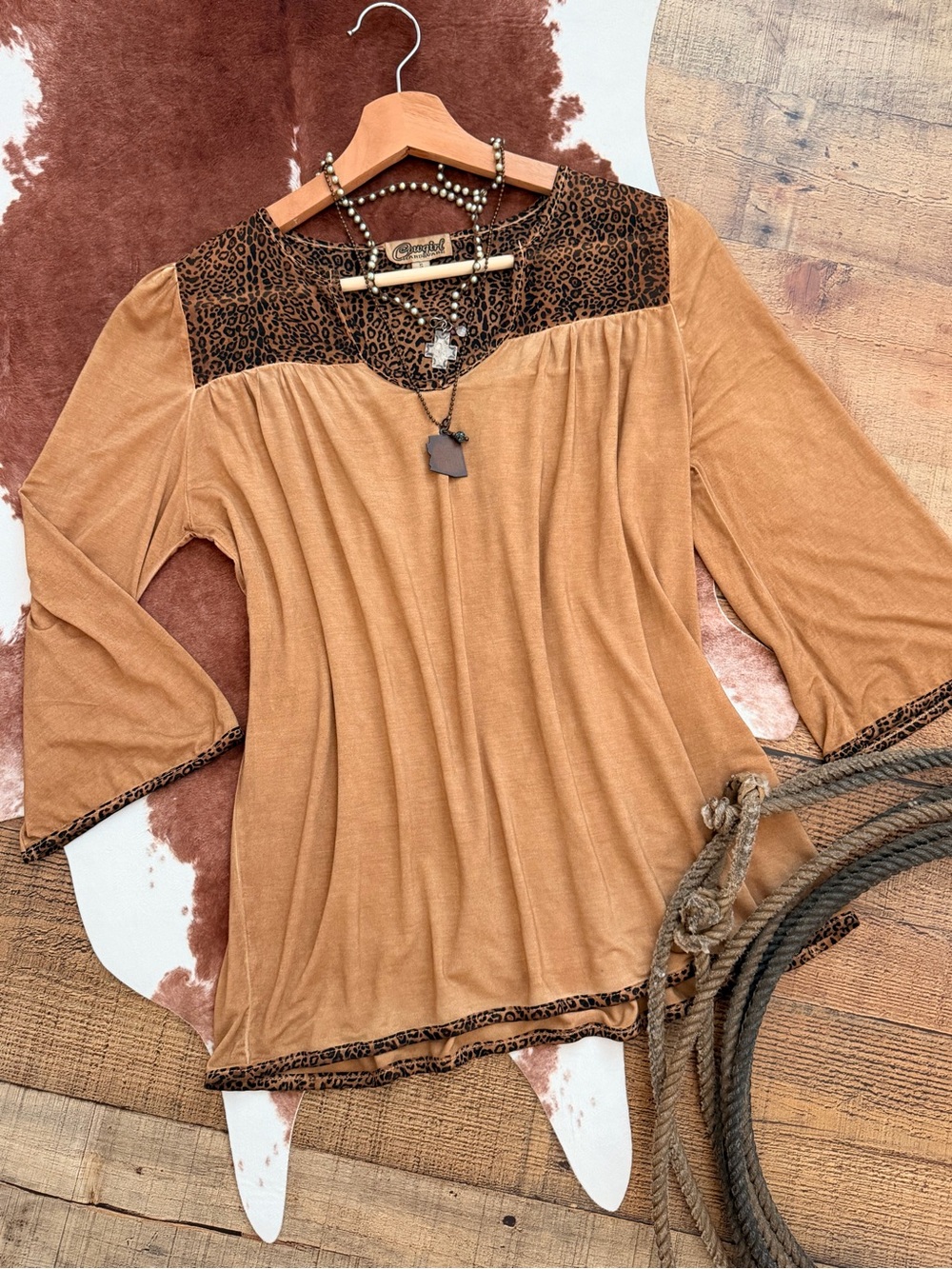 Western Camel 3/4 Sleeve Top Leopard Trim Cowboy Hardware